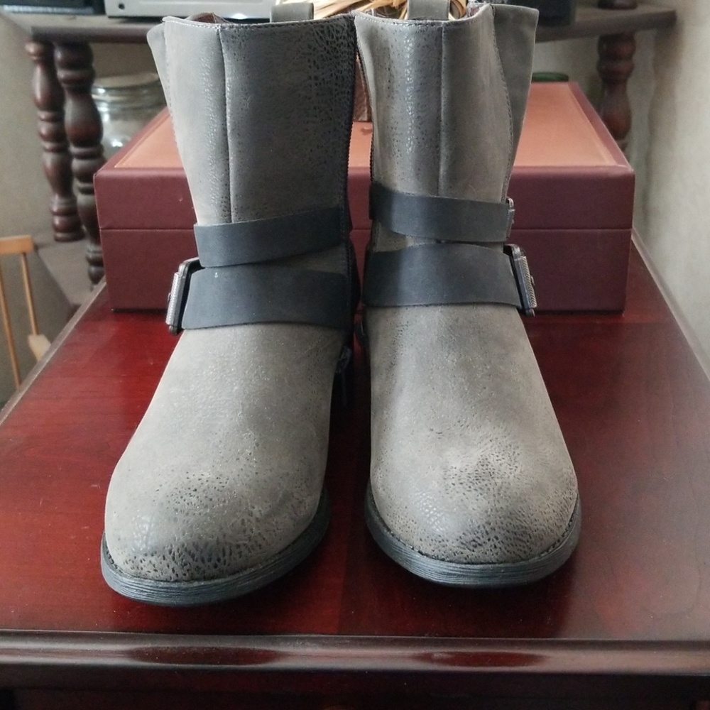 Maurices Boots